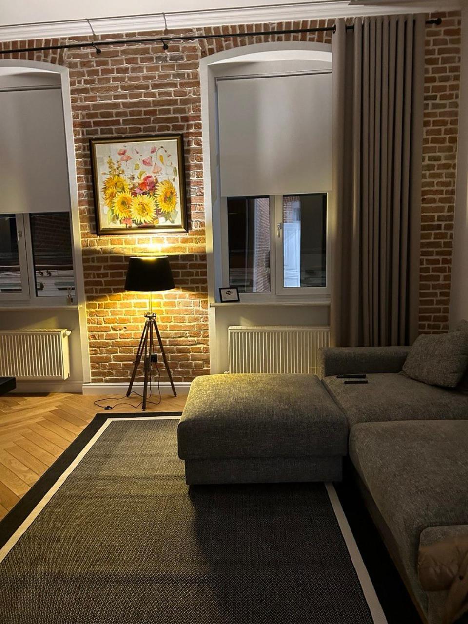 Seveneleven Apartments Черновцы Экстерьер фото