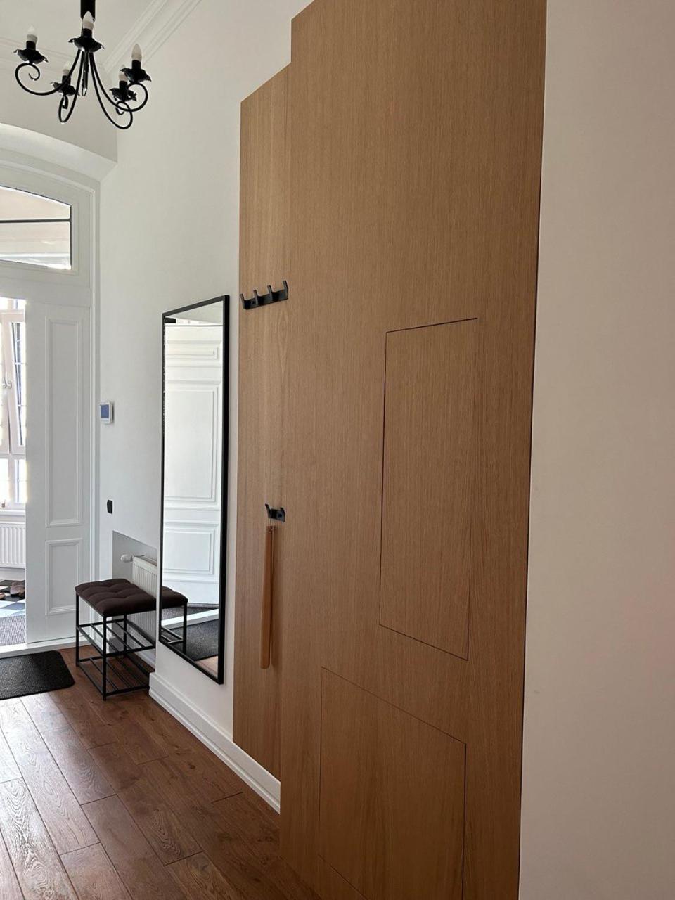 Seveneleven Apartments Черновцы Экстерьер фото