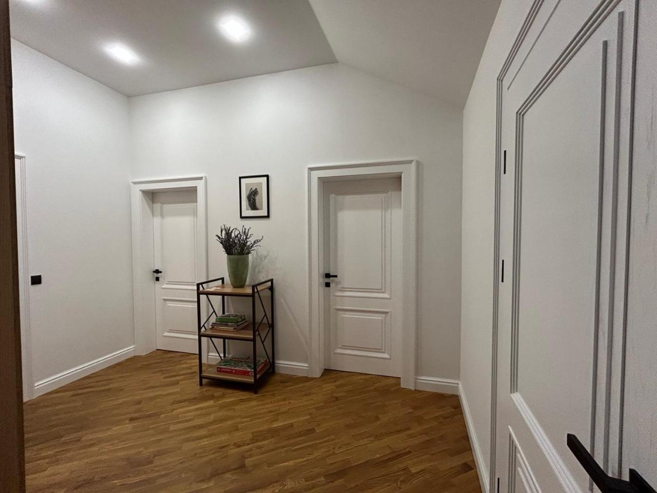 Seveneleven Apartments Черновцы Экстерьер фото
